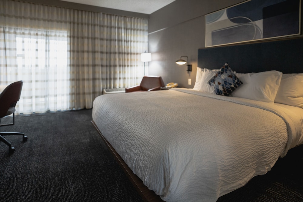 Courtyard by Marriott Santa Fe - photo 12