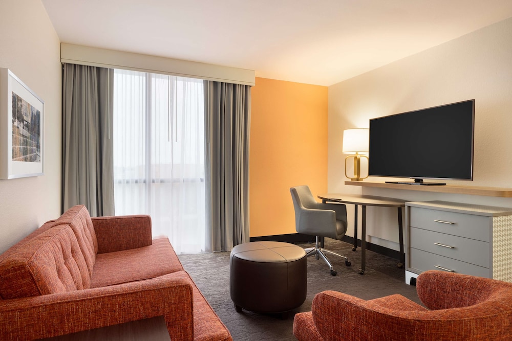 DoubleTree by Hilton Fort Worth South Hotel & Conference Center - photo 24