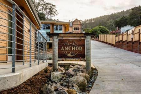 Anchor Inn Pacifica - photo 18
