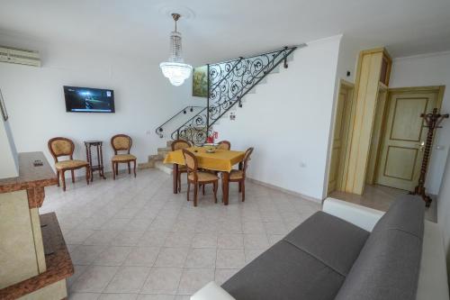 La casa di nonno Uccio — 4-Star Luxury Hotel in Porto Cesareo, Italy