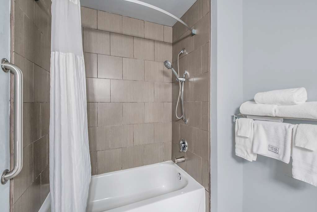 Red Lion Inn & Suites Sequim - photo 35