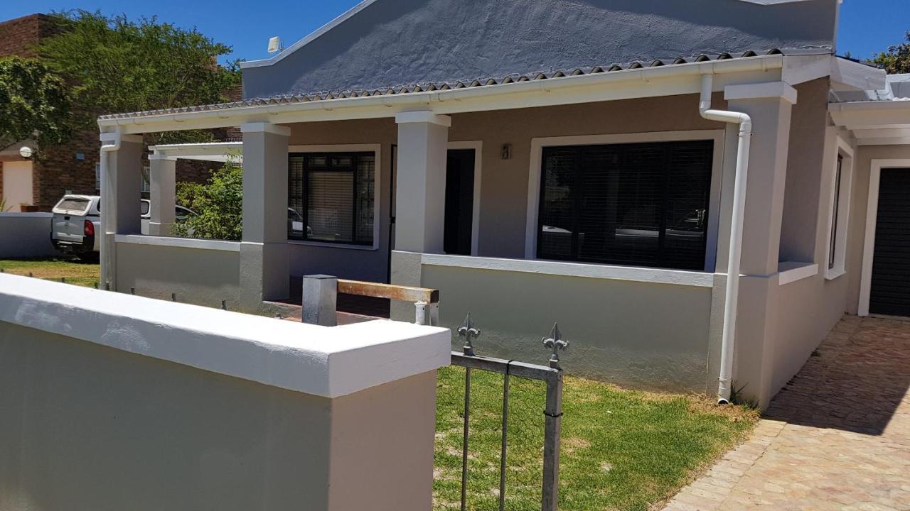 No 5 King Street Onrus — Hermanus