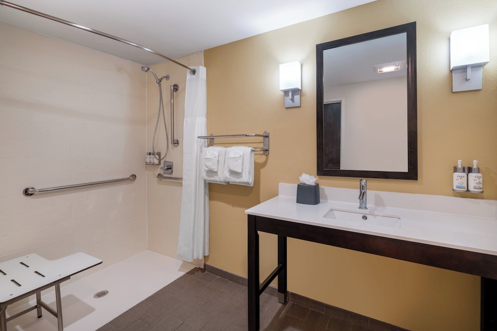 Garner Hotel Clarksville Northeast by IHG - photo 15