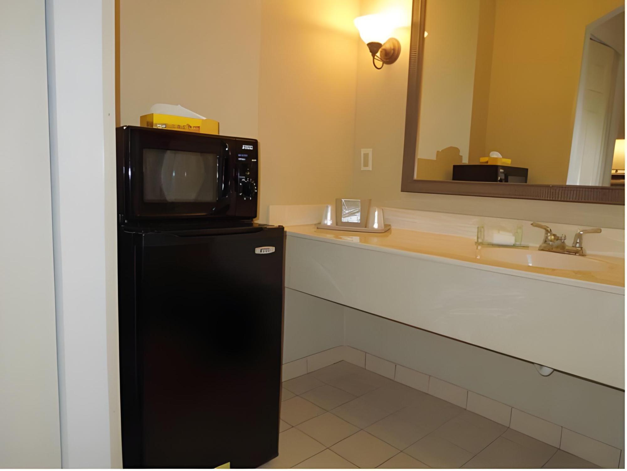 Atlantis Inn - photo 20