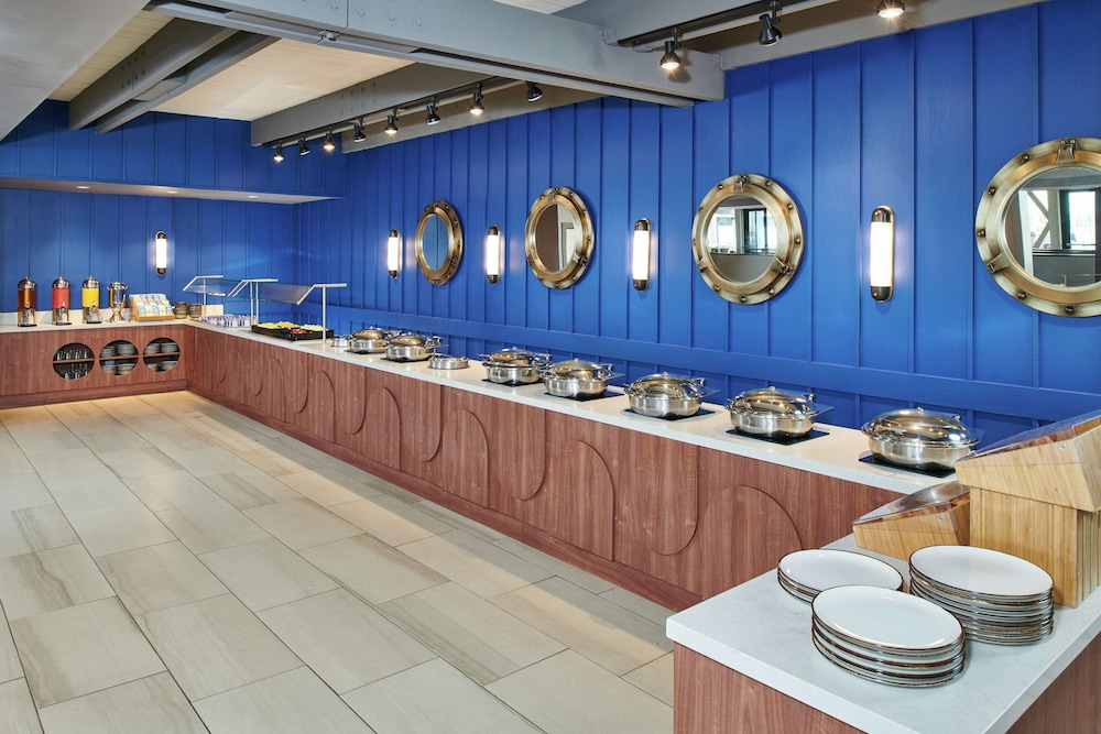 DoubleTree by Hilton Hotel Berkeley Marina - photo 68