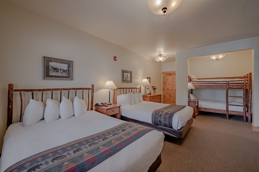Cowboy Village Resort - photo 17