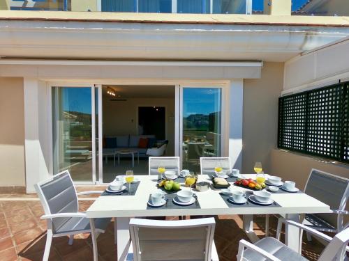 Casares del Mar Doña Julia Golf Stunning views — hotel in Casares