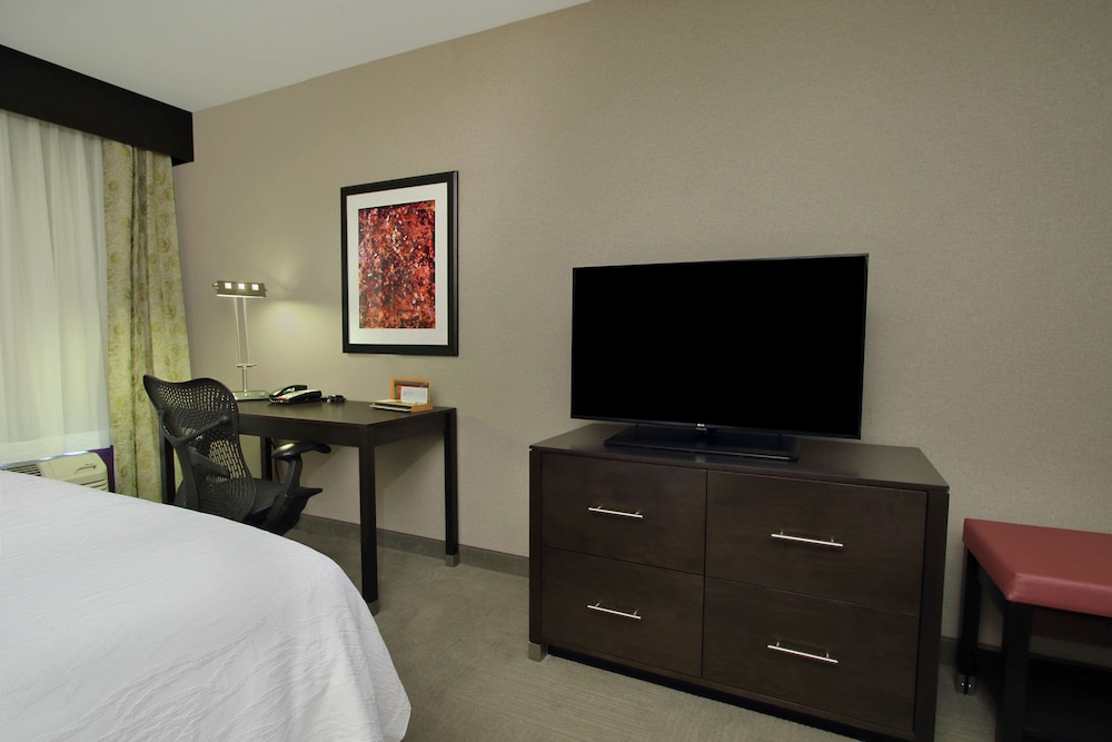 Hilton Garden Inn Sonoma County Airport - photo 14