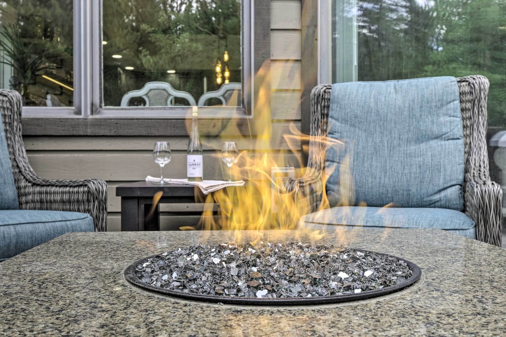 Upscale Home with Hot Tub 3 Mi to Breck Ski Resort - photo 10