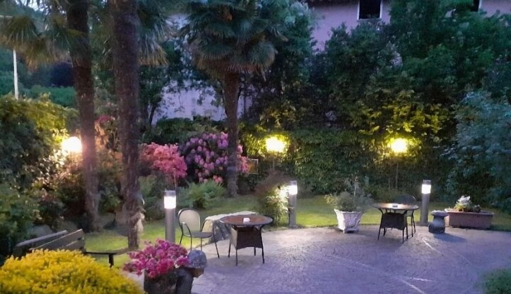 Hotel Corona - last minute hotel in Cuvio