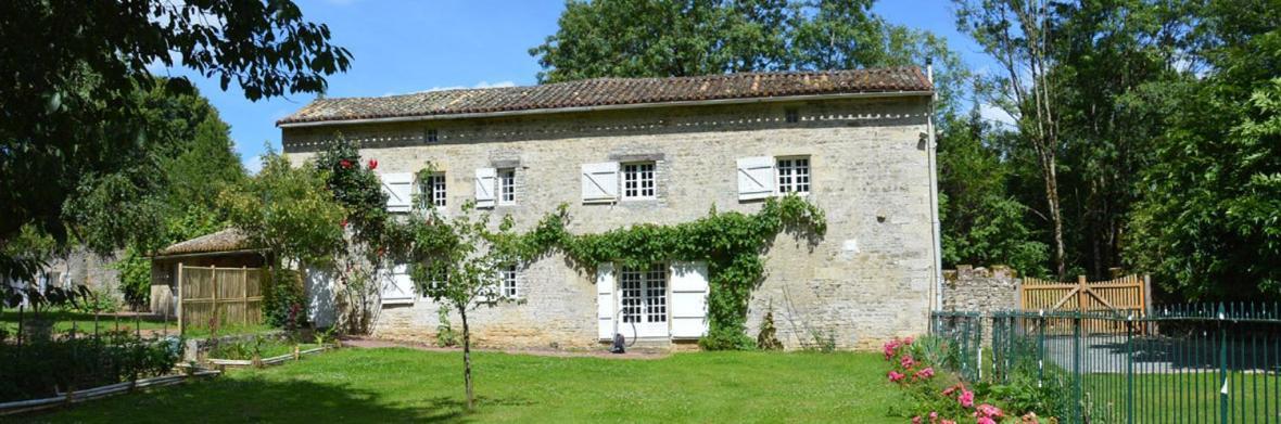 La Roche Cantin - last minute hotel in Cherveux