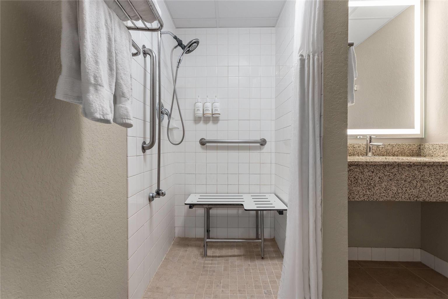 AmericInn by Wyndham Roseau - photo 42