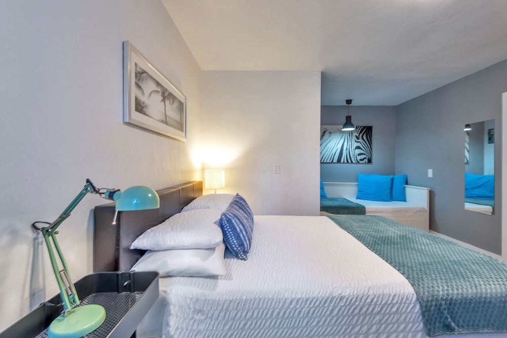 Oasis Hotel - photo 42