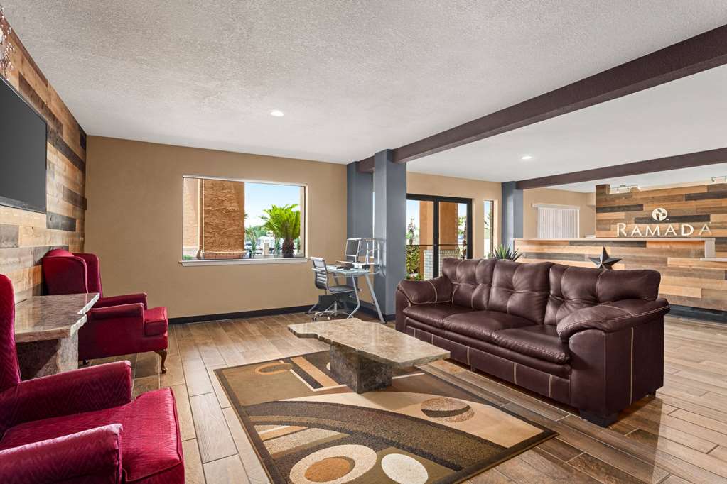 Ramada by Wyndham San Antonio Near SeaWorld Lackland AFB - photo 3