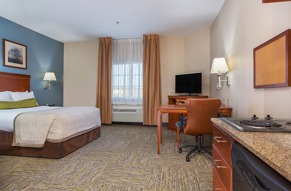 Candlewood Suites Tuscaloosa by IHG - photo 13