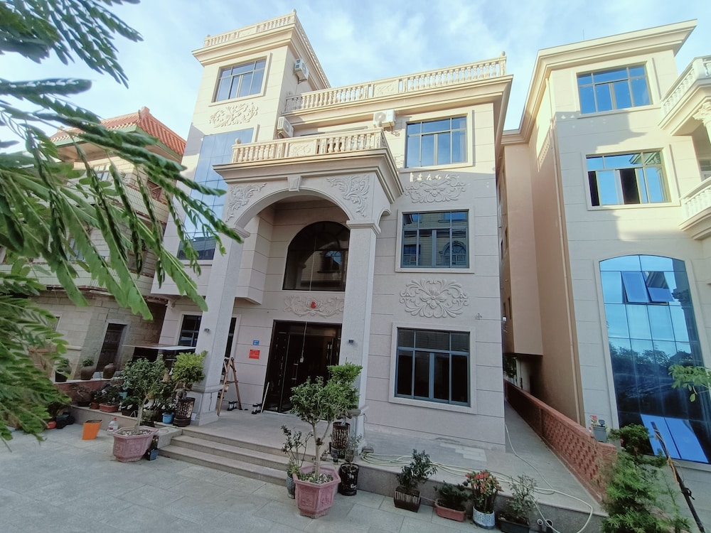 Meizhoudaoyunshanjumingsu in Putian, People's Republic of China