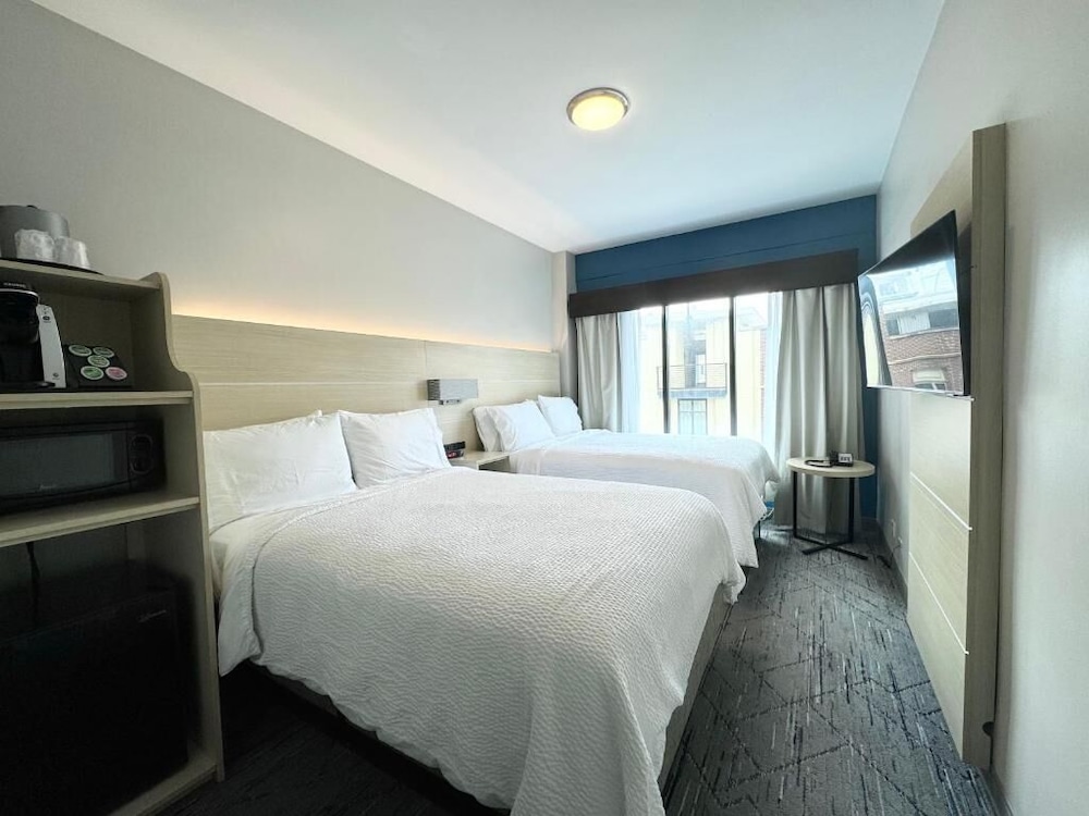 Holiday Inn Express & Suites Atlanta Downtown by IHG - photo 38