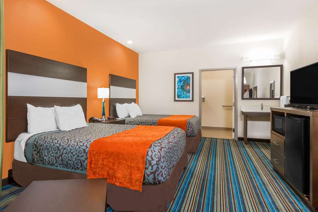 Days Inn & Suites by Wyndham Katy - photo 9
