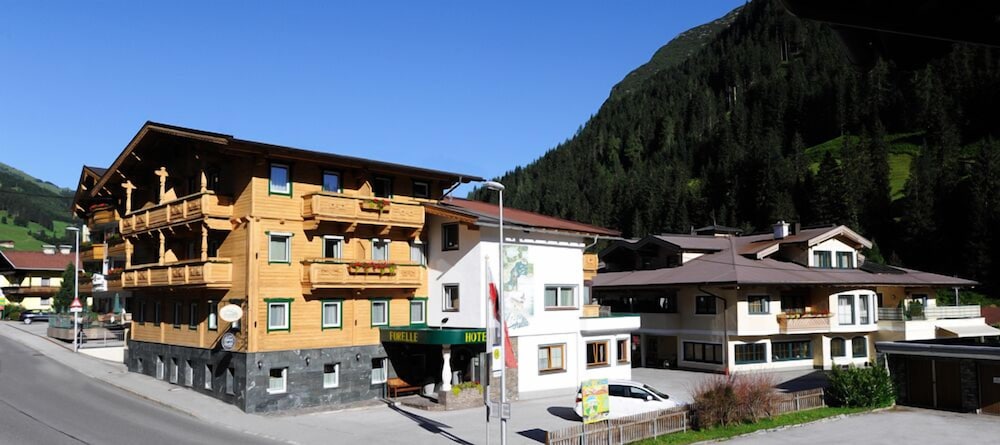 Hotel Garni Forelle in Tux, Austria