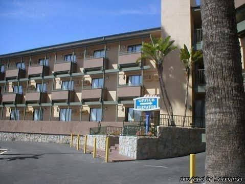 Rodeway Inn Signal Hill - photo 3