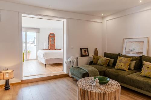 Delimare Acropolis & Sea View Rooftop Paleo Faliro — 4-Star Luxury Hotel in Athens, Greece