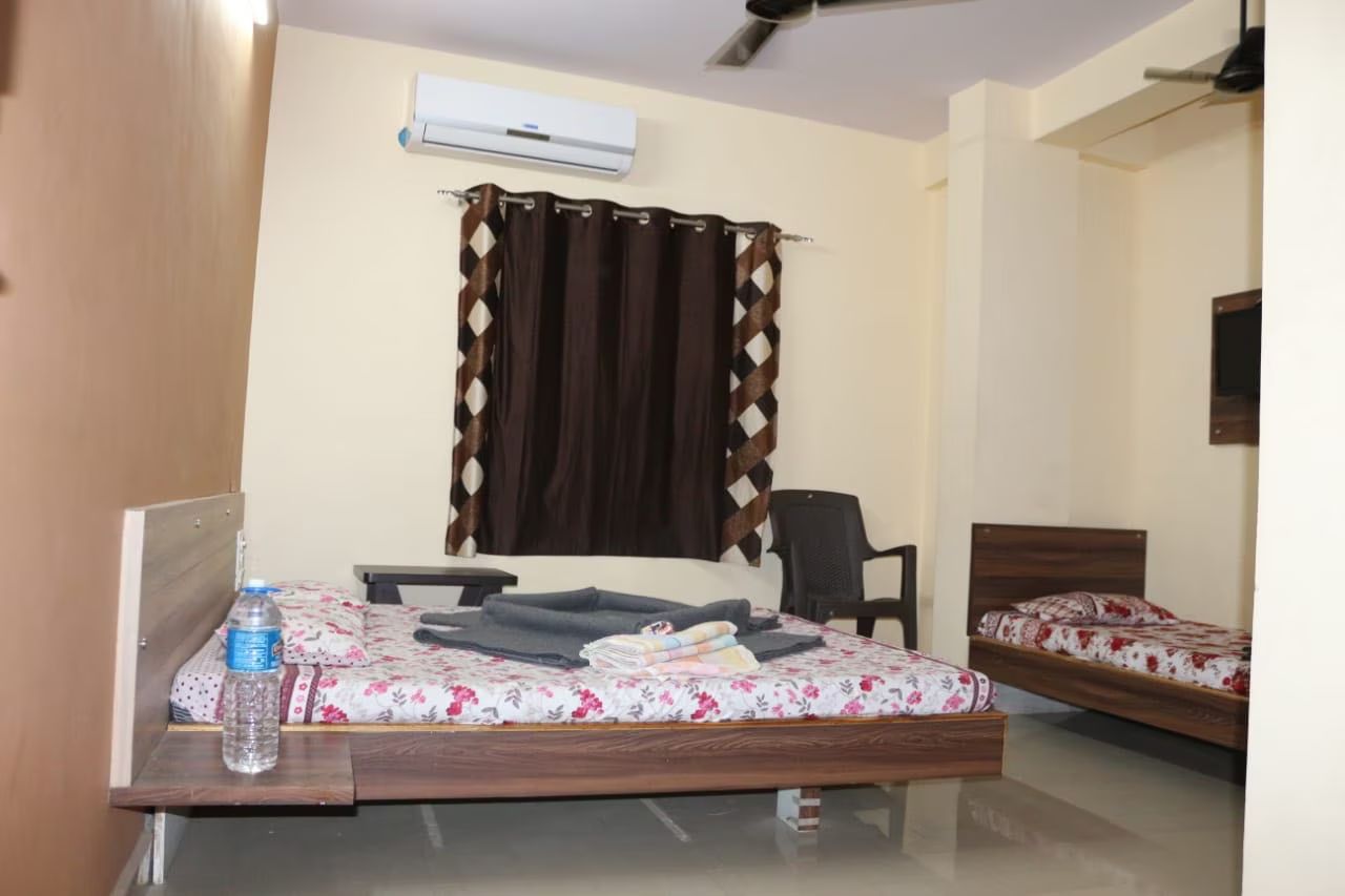 Hotel Laxmi Sadan — hotel in Keshod