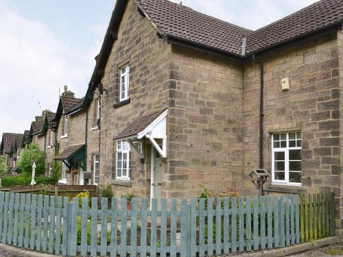 Dove Cottage — 4-Star Luxury Hotel in Matlock, United Kingdom