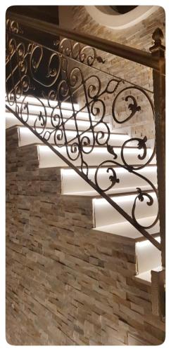 Elania Residence — 4-Star Luxury Hotel in Targu Jiu, Romania