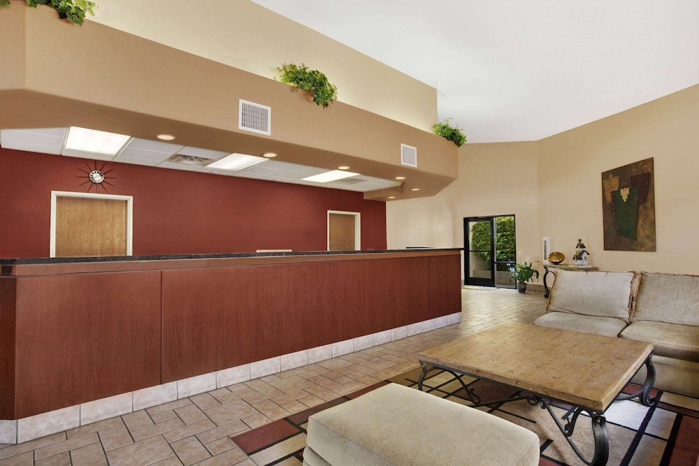 Days Inn by Wyndham Globe — hotel in Globe