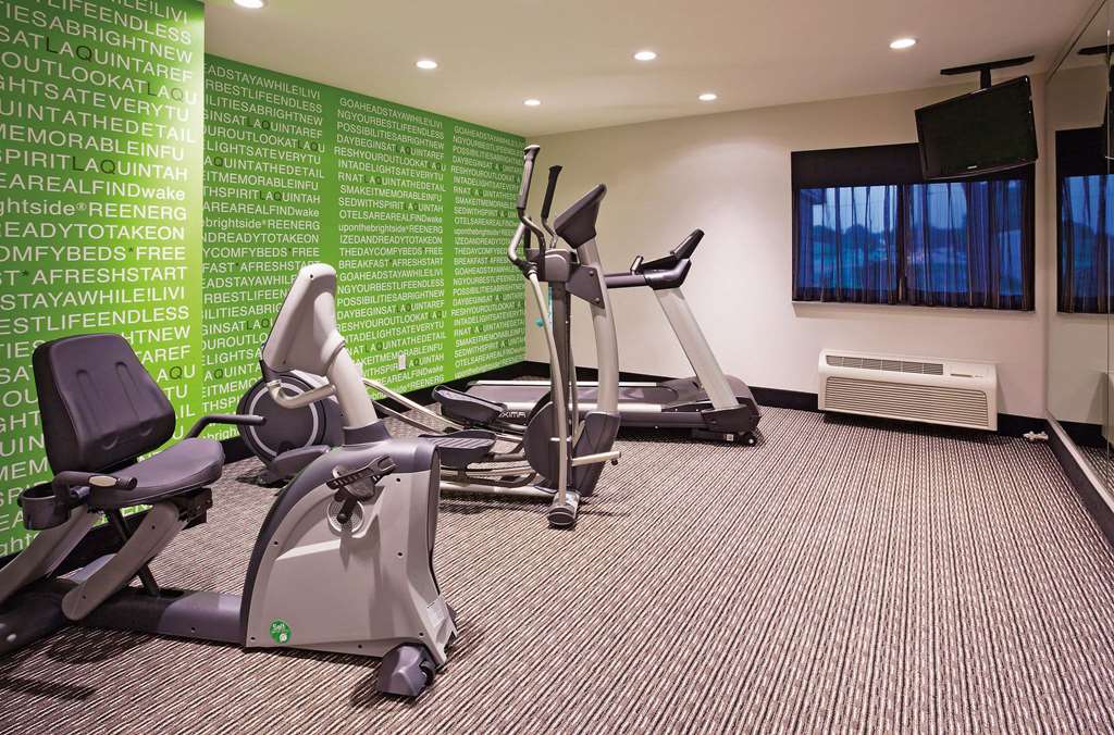 La Quinta Inn by Wyndham Oshkosh - photo 13