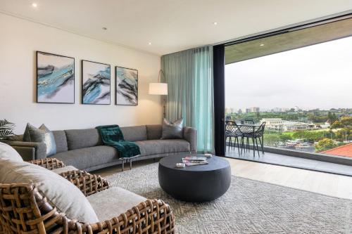 Tranquil Apartment on the Promenade — 4-Star Luxury Hotel in Cape Town, South Africa