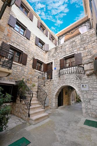 Stone House Srida — 4-Star Luxury Hotel in Baska Voda, Croatia