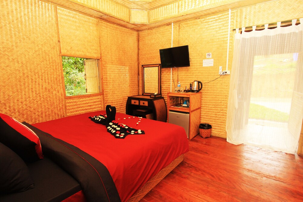 Phalan Resort — Tachilek — photo 3
