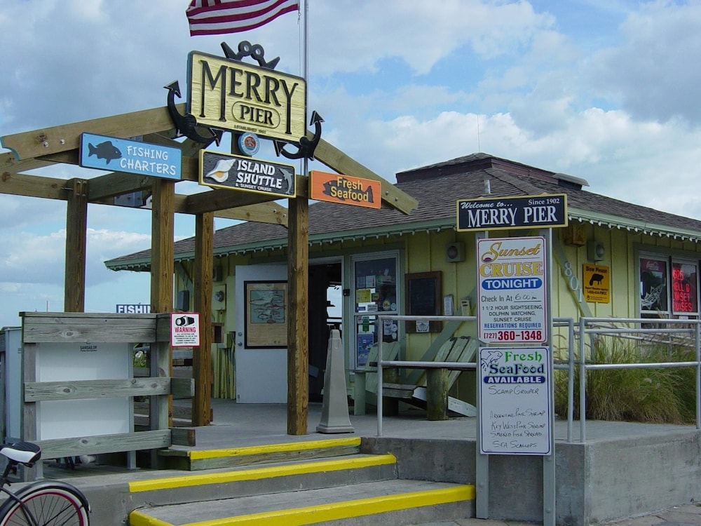 Coconut Inn - photo 141