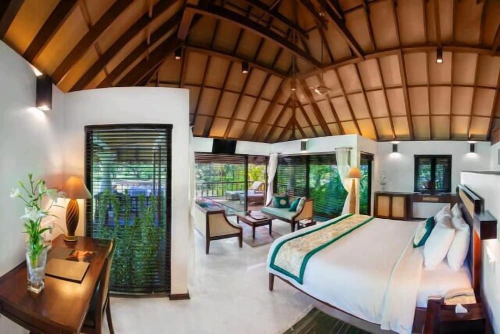 Carnoustie Beach Resort & Ayurveda Spa — 4-Star Luxury Hotel in Cherthala, India