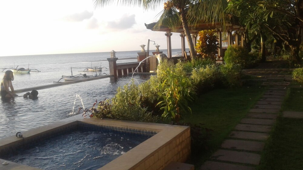 Hotel Wahyu Dana in Banjar, Indonesia