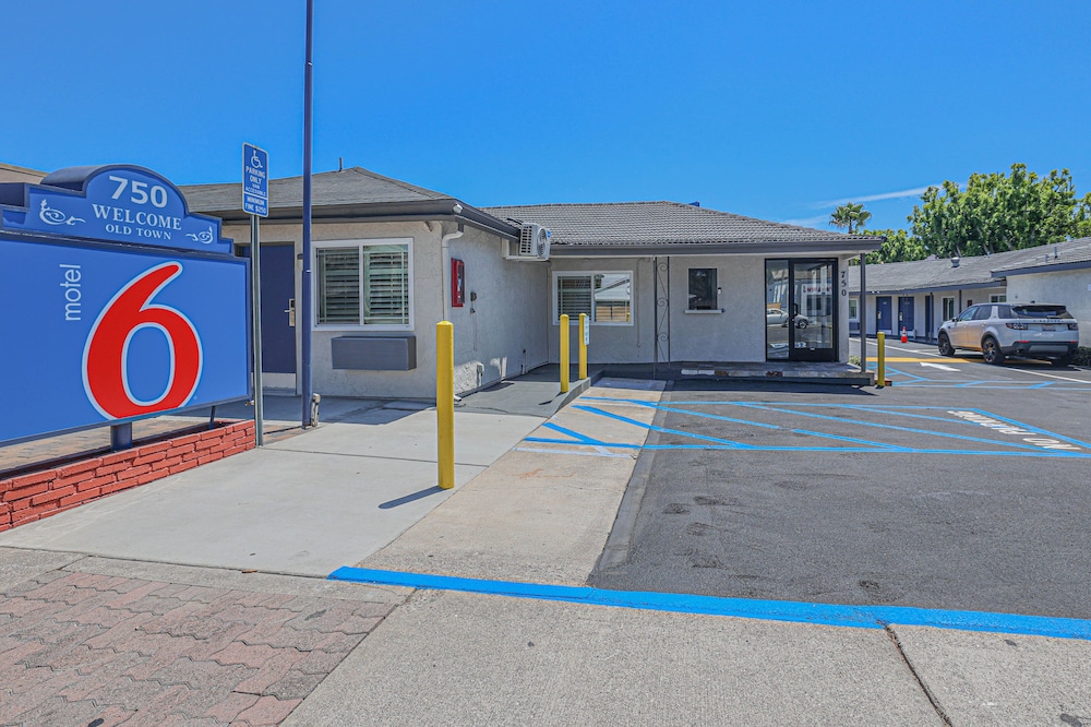 Motel6 Tustin CA Orange County - photo 23