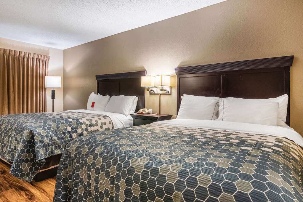 Econo Lodge Hillsboro I 35 - photo 23