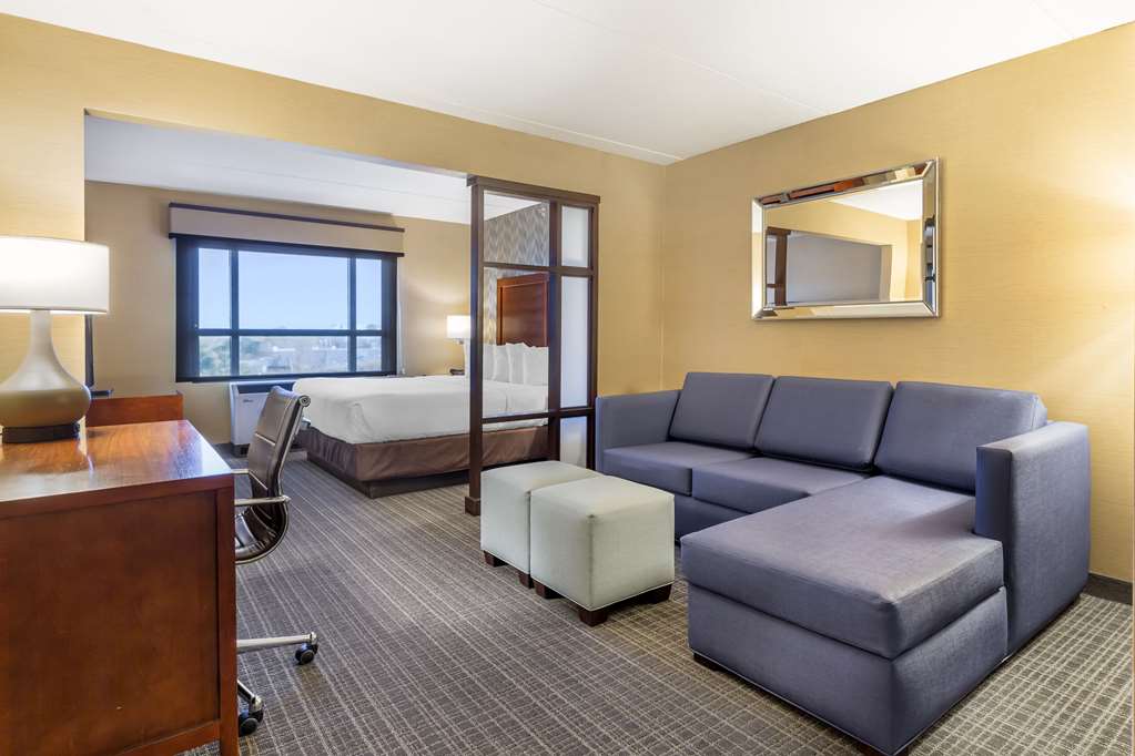 Comfort Inn & Suites Logan International Airport - photo 16