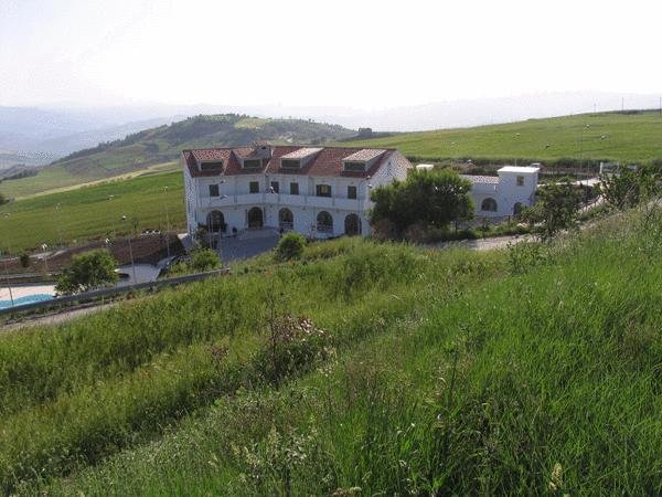 Relais San Pietro — 4-Star Luxury Hotel in Celenza Valfortore, Italy