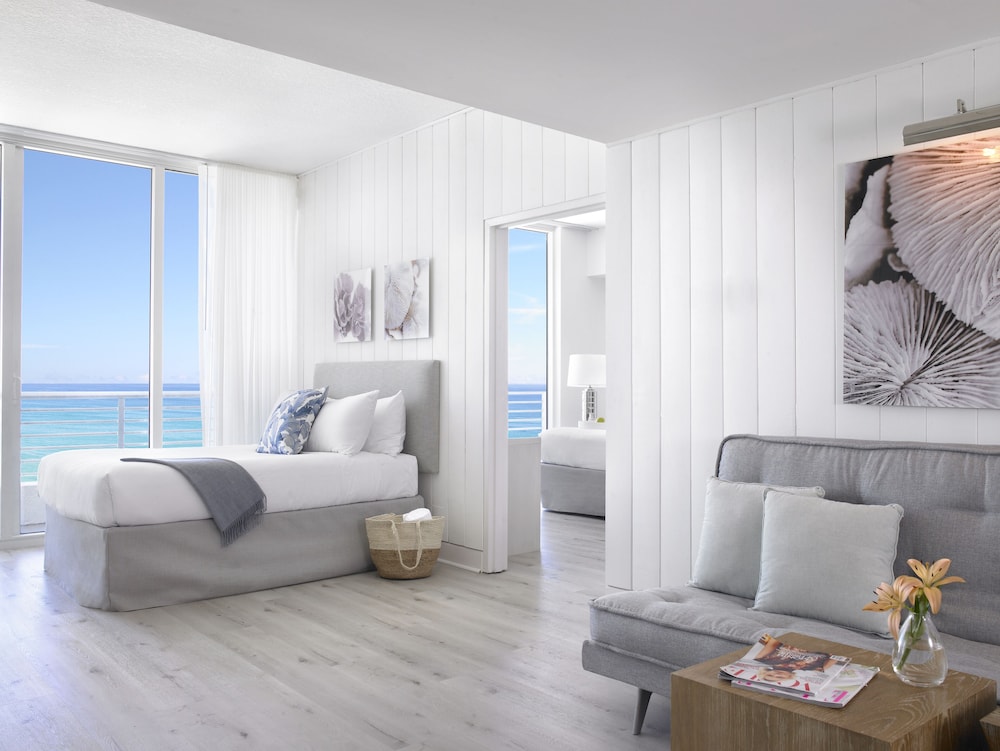 Grand Beach Hotel - photo 15