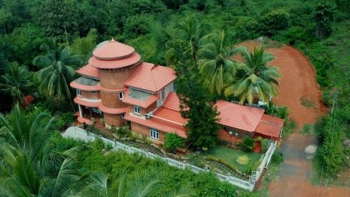 Hillside Retreat Ponda Goa in Madgaon, India