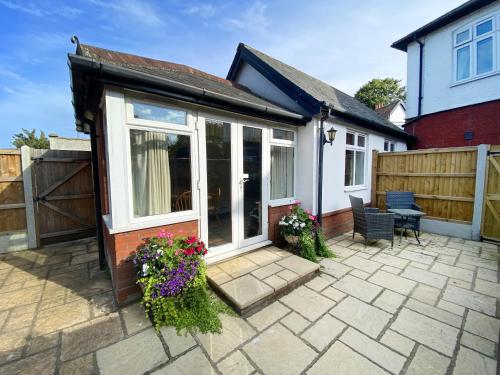 Garden Cottage — 4-Star Luxury Hotel in Great Yarmouth, United Kingdom