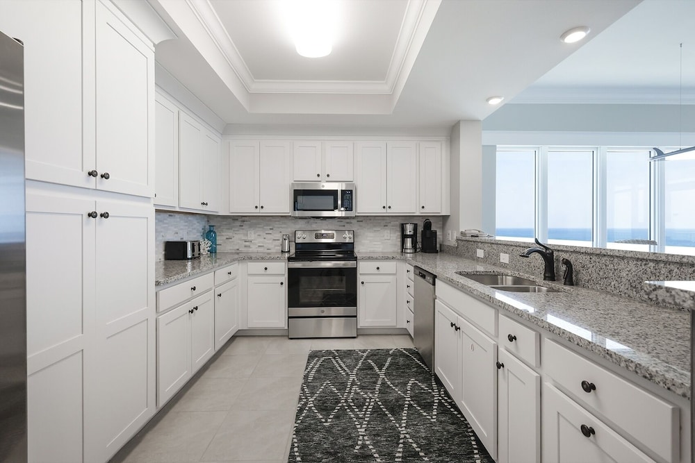 Phoenix Gulf Towers 408 4 Bedroom Condo - photo 15