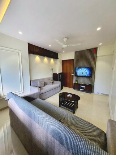 SeaScape 1BHK Carter Road w Car parking