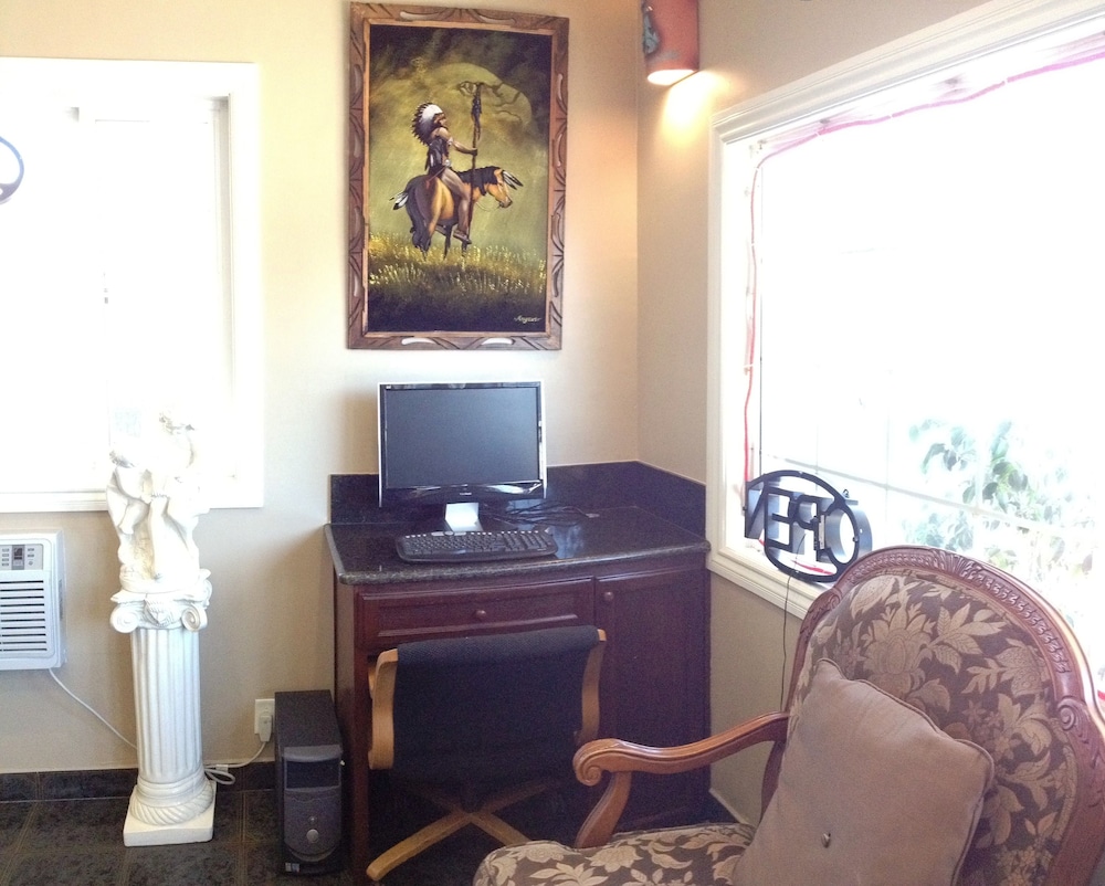 Stardust Inn - photo 2