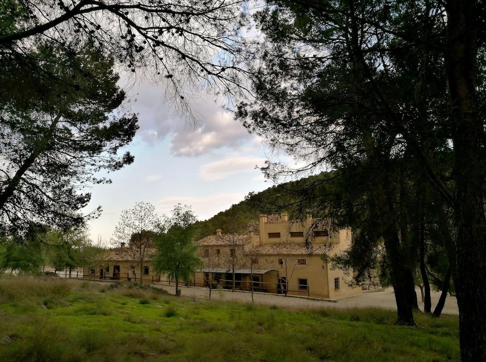 Finca La Celada - carbon neutral hotel in Moratalla