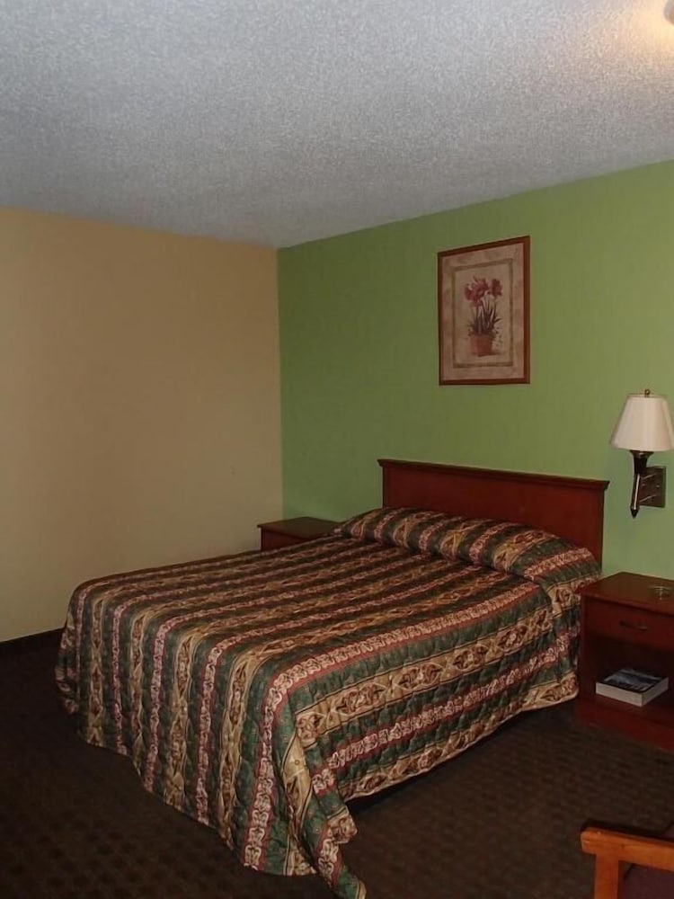 Royal Inn of New Orleans - photo 16