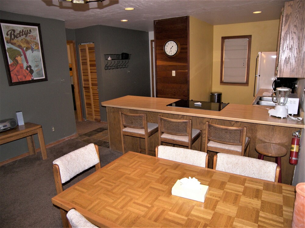 Snowscape 2 Bed 2 Bath - photo 24