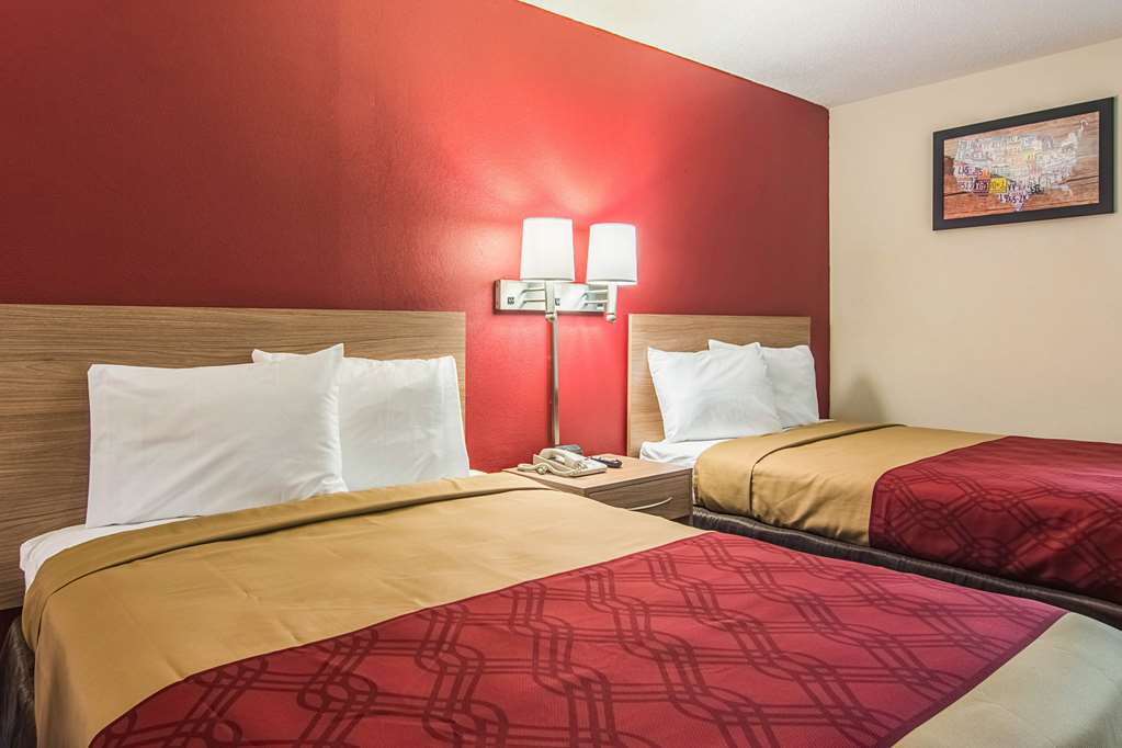 Econo Lodge Fort Payne - photo 8